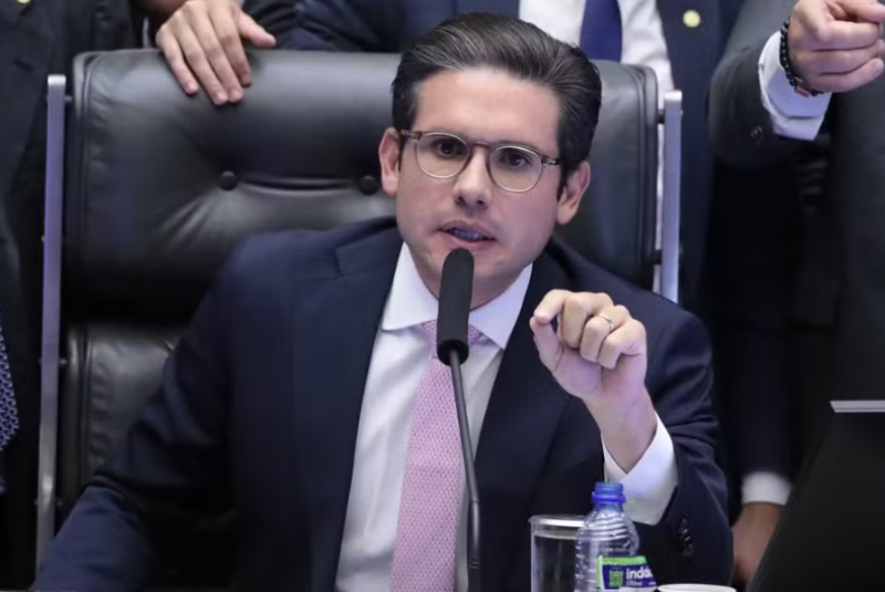 Hugo Motta diz que anistia para atos de 8 de janeiro segue sem definição na Câmara