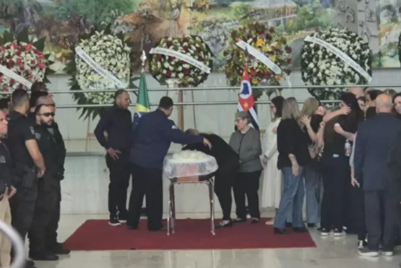 Corpo de Ruy Ferraz Fontes é velado na Alesp com presença de autoridades