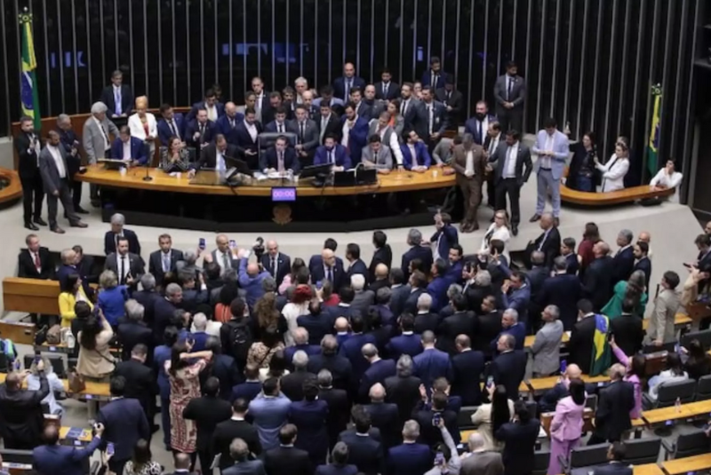 PEC da Blindagem pode barrar ações contra corrupção no uso de emendas