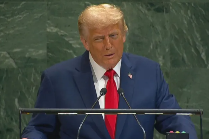Trump diz ter abraçado Lula na ONU e afirma ter tido “química excelente” com o presidente brasileiro