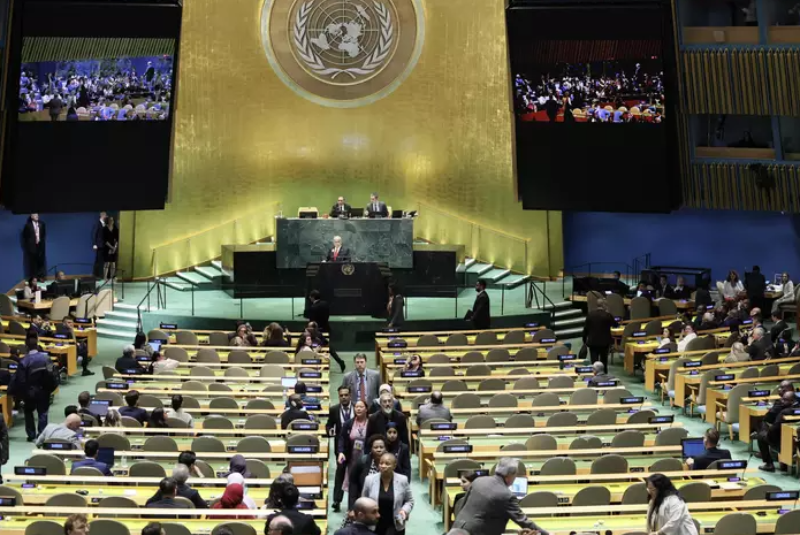 Netanyahu é vaiado na ONU e delegações deixam plenária durante discurso sobre guerra em Gaza