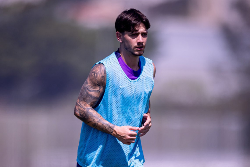 O Corinthians retomou os treinos no CT Dr. Joaquim Grava no domingo (7), após folga no sábado, em preparação para o duelo decisivo contra o...