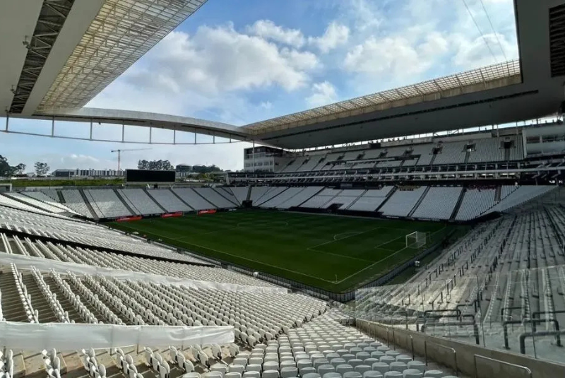O programa Muralha Paulista ajudou a Polícia Militar a prender oito foragidos durante os últimos jogos do Corinthians na Neo Química Arena.