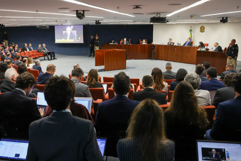O programa ISFM News desta terça-feira (9) abordou o terceiro dia de sessão no julgamento do ex-presidente Jair Messias Bolsonaro sobre a...