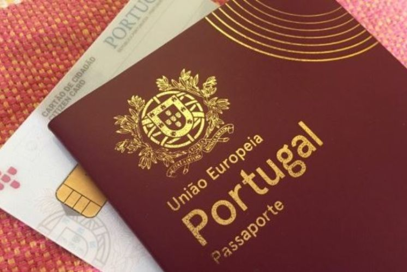 O presidente de Portugal, Marcelo Rebelo de Sousa, promulgou nesta quinta-feira (16) a nova Lei de Estrangeiros, que endurece...