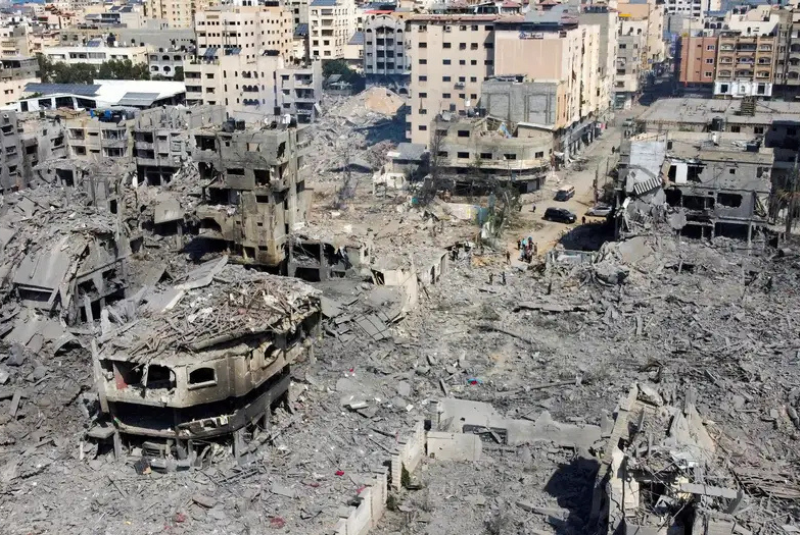 A guerra entre Israel e o grupo terrorista Hamas completa dois anos nesta terça-feira (7), com uma série de negociações em andamento...