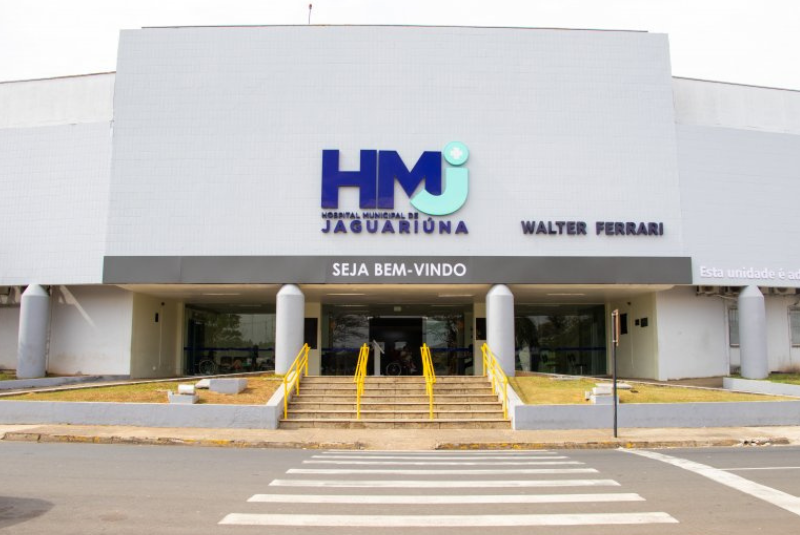 Uma mulher de 46 anos, açougueira, foi presa em flagrante nesta segunda-feira (6/10), após esfaquear o marido em meio a uma discussão...
