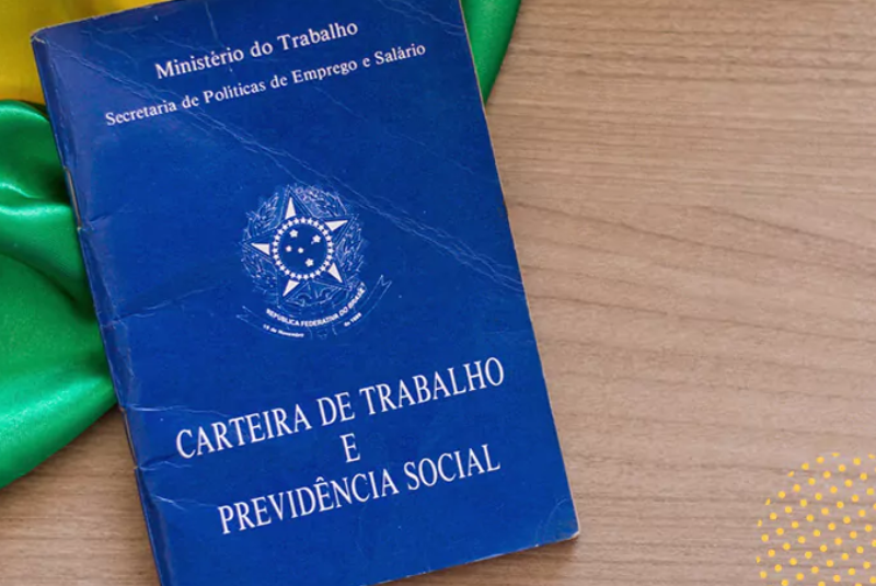 A taxa de desemprego no Brasil caiu para 5,6% no trimestre encerrado em setembro, conforme dados divulgados nesta sexta-feira (31)...