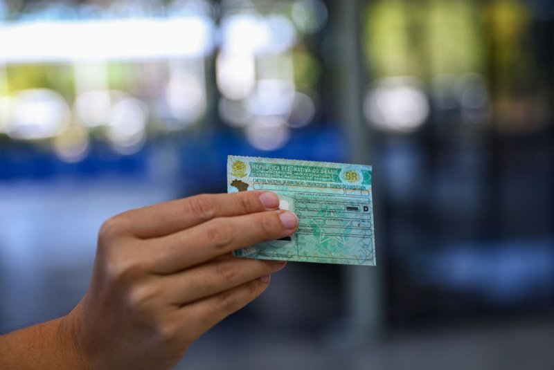 O ministro dos Transportes, Renan Filho, anunciou que o governo federal vai oferecer cursos gratuitos para quem deseja...
