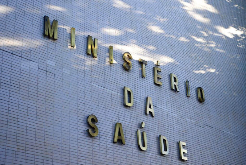 O Ministério da Saúde anunciou, na noite desta quarta-feira (1º), a criação de uma sala de situação para monitorar os casos de intoxicação...