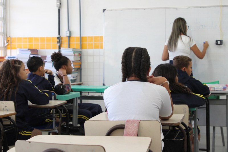 Alta adesão ao SAEB marca primeira semana de aplicação em São Vicente