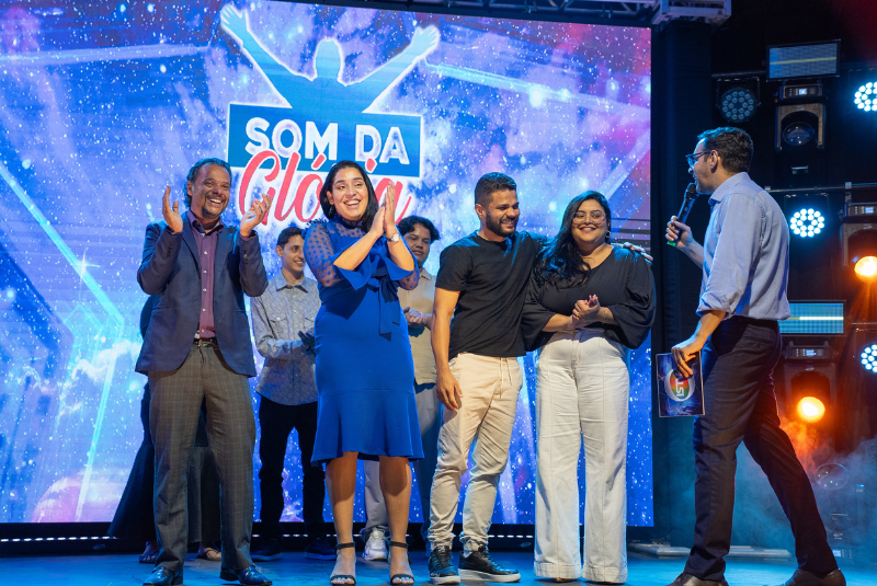 Em mais uma tarde de música e emoção, o Festival Som da Glória definiu neste domingo (9) os últimos classificados para a semifinal...