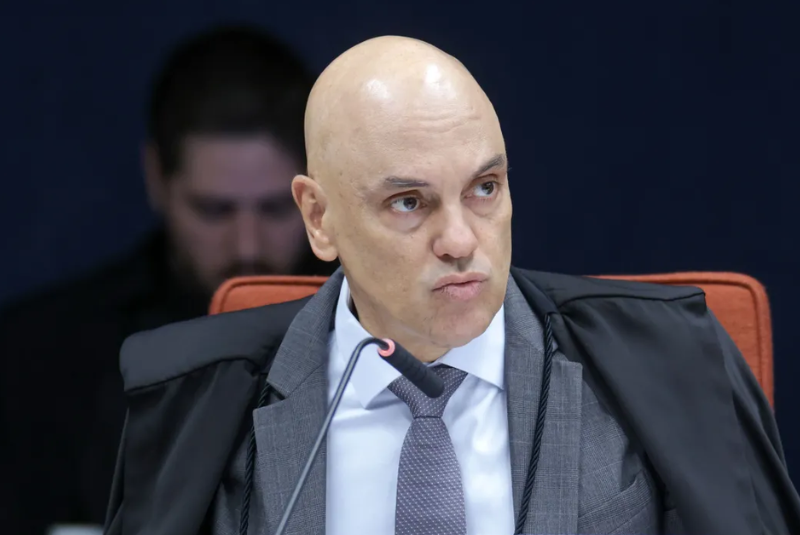 O ministro Alexandre de Moraes, do Supremo Tribunal Federal (STF), determinou nesta segunda-feira (10) a suspensão imediata...