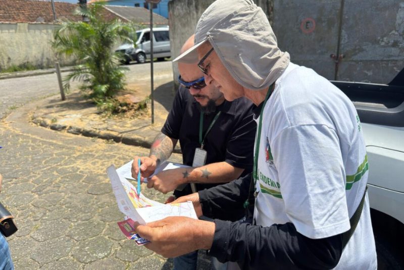 A Prefeitura de Cubatão intensificou nesta semana as ações de combate à dengue no bairro Jardim Costa e Silva, com visitas domiciliares...