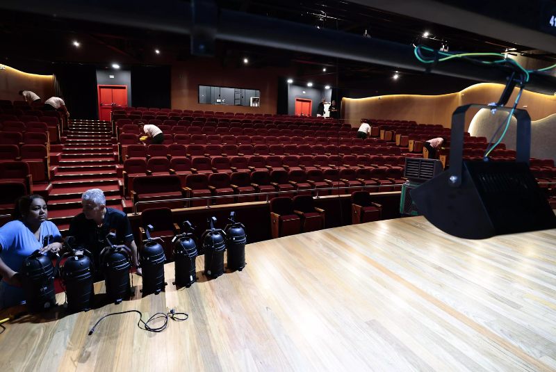 Cubatão (SP) ganha nesta quarta-feira (19), às 18h, um novo equipamento cultural: o Teatro Municipal Zanzalá.
