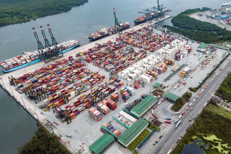 A licitação do Terminal de Contêineres Santos 10 (Tecon STS10), localizado no cais do Saboó, no Porto de Santos (SP)...