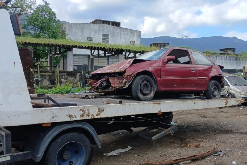 Quase um mês após o início da operação de remoção de veículos abandonados em Cubatão (SP), a Companhia Municipal de Trânsito...