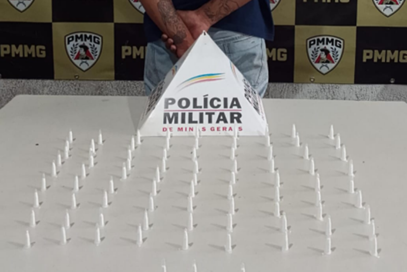 Homem é preso com 84 pinos de cocaína em operação policial no bairro Morumbi