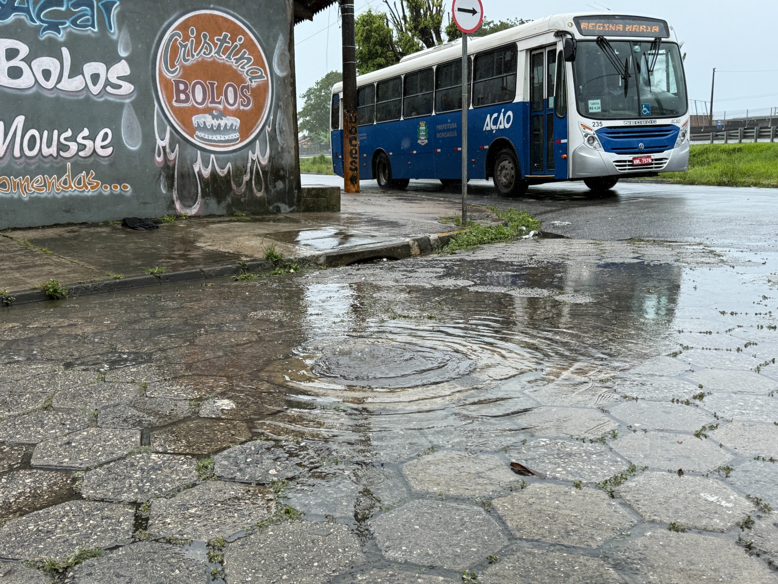 A Prefeitura de Mongaguá intensificou a fiscalização sobre a rede de esgoto da Sabesp após registros de transbordamento...