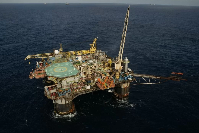 O Ministério Público Federal (MPF) acionou a Justiça Federal para anular imediatamente a licença ambiental concedida à Petrobras...