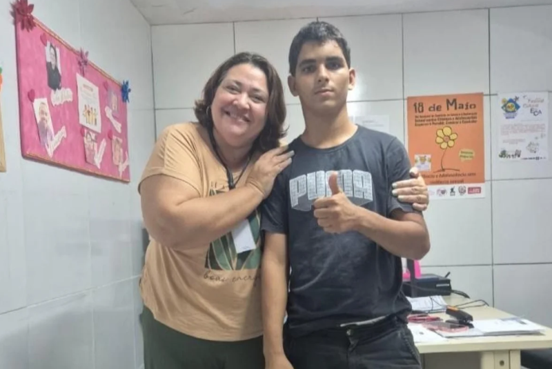 A morte de Gerson de Melo Machado, de 19 anos, conhecido como "Vaqueirinho", neste domingo (30), em João Pessoa (PB)...