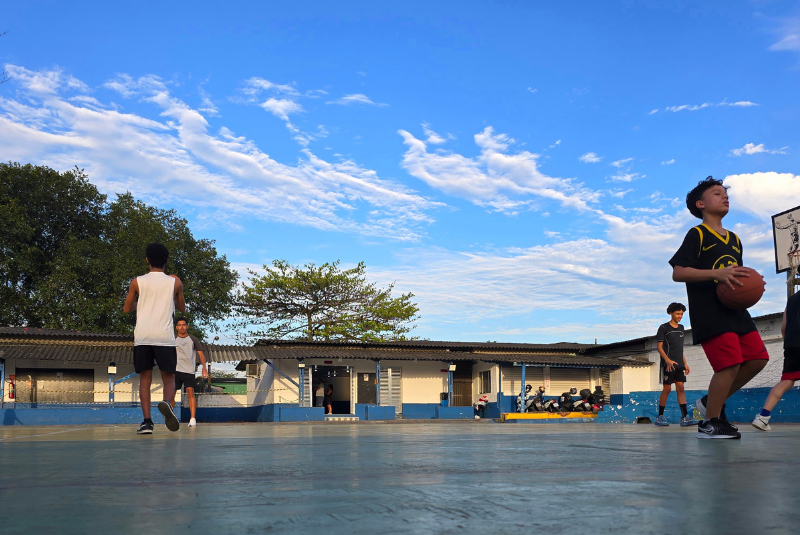 A Prefeitura de Guarujá está com mais de 600 vagas abertas para atividades esportivas gratuitas durante o período de férias escolares.