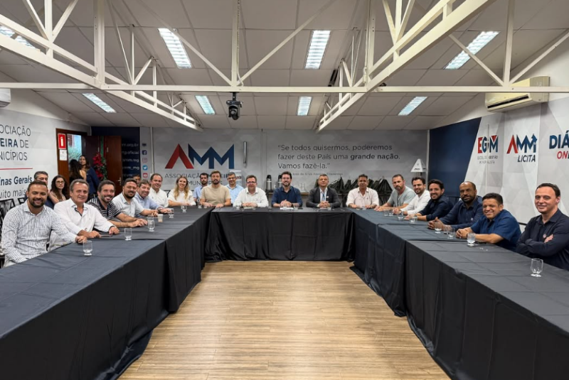 Prefeitos são os mais cobrados por serviços que não são de responsabilidade municipal, aponta pesquisa da AMM
