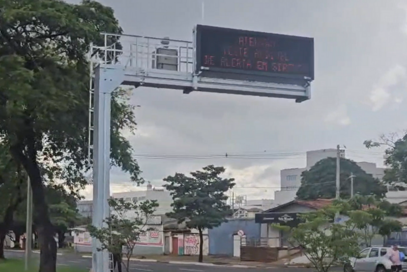 Sirenes são acionadas na Rondon Pacheco após alertas de chuvas fortes em Uberlândia