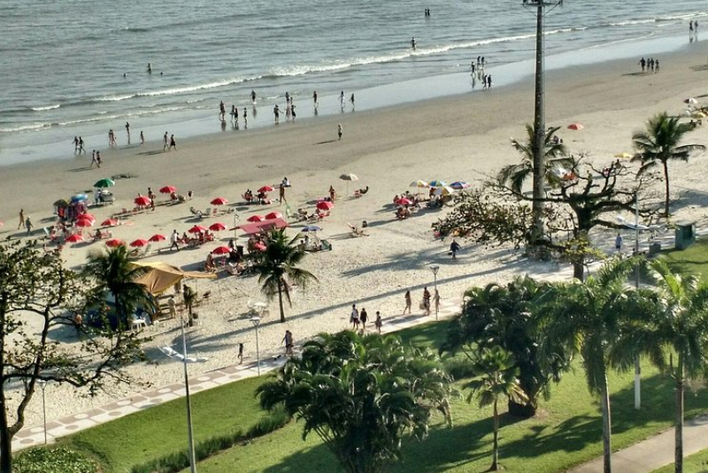 Duas das cidades mais antigas do Brasil celebram seus aniversários neste fim de semana com competições tradicionais de natação...