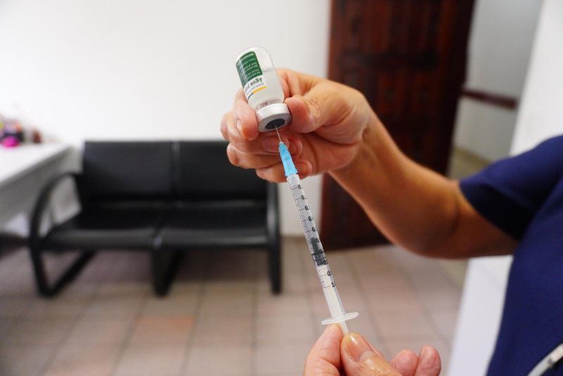 A Prefeitura de Mongaguá deu início, nesta segunda-feira (09), à campanha de vacinação contra a dengue com o imunizante de dose...