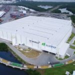 Suzano fecha 2025...