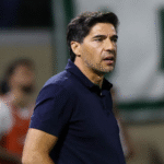 Árbitro explica expulsão...