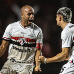 Lucas Moura brilha...