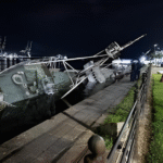 Navio histórico inclina...
