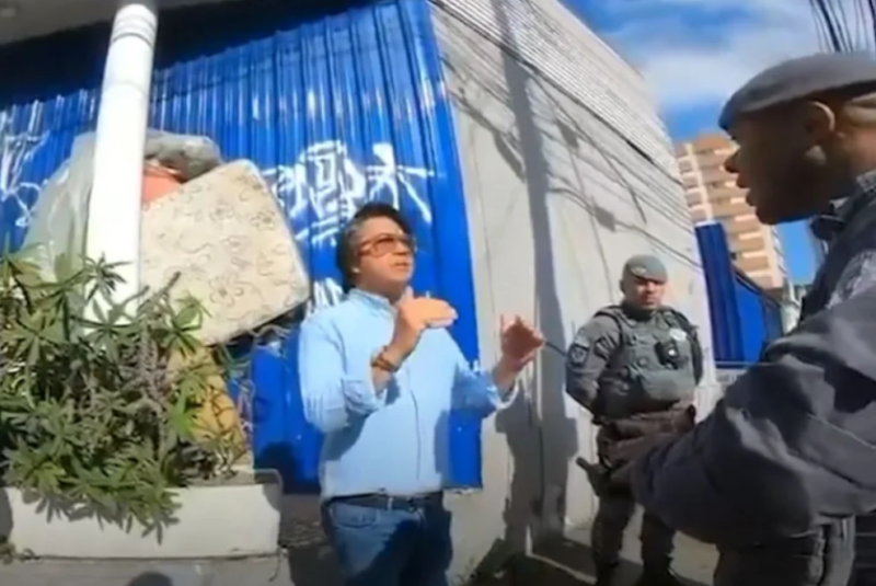 Senador é flagrado em abordagem tensa com PM; tentou usar contatos para escapar