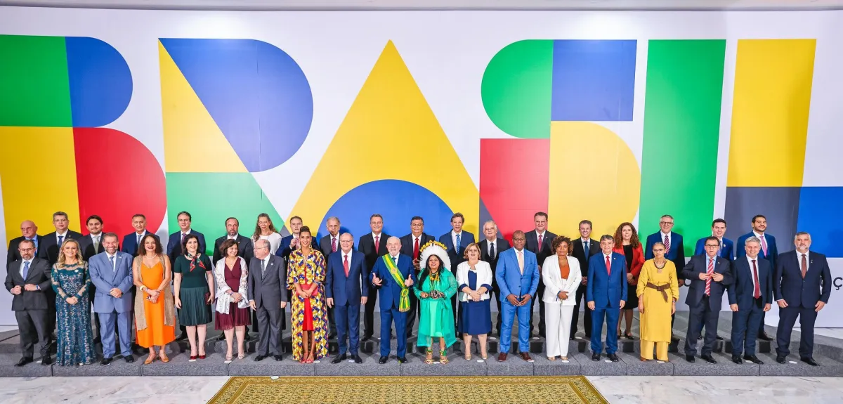 Ministros do Brasil com o Presidente Lula
