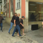 Estupro coletivo em...