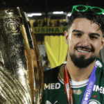 Flaco evita falar...