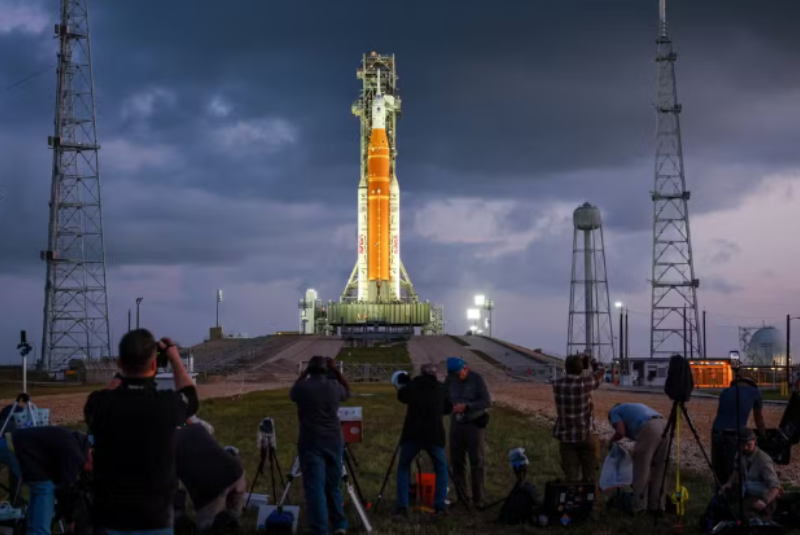 Missão histórica da NASA leva humanos de volta ao entorno da Lua após mais de 50 anos