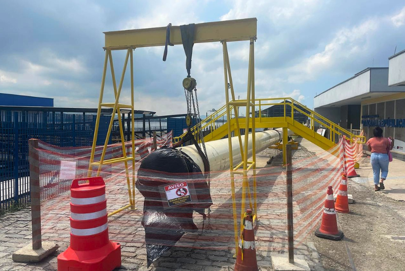 As milhares de pessoas que utilizam diariamente o terminal de barcas entre o distrito de Vicente de Carvalho, em Guarujá, e o Centro...