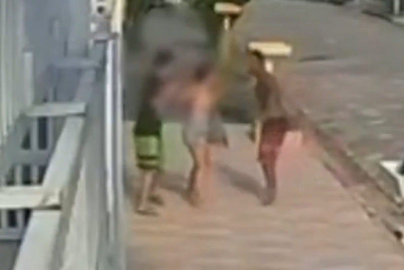 Fernando Medeiros dos Santos, de 35 anos, foi preso em flagrante após agredir uma mulher e o filho dela, diagnosticado com...