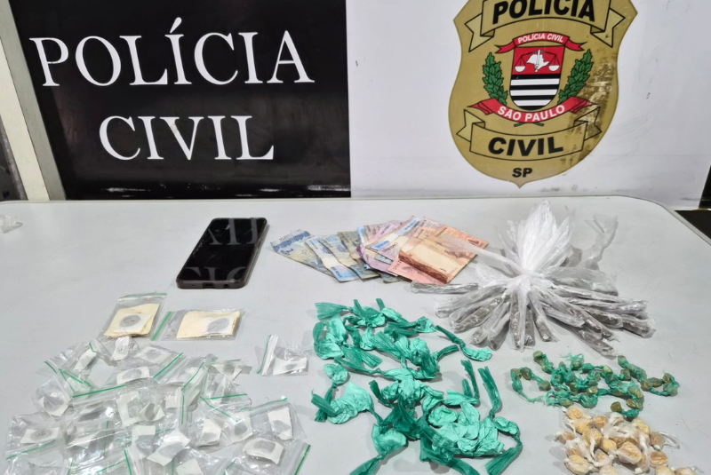 Richard Lima Nazaré, suspeito de envolvimento com tráfico de drogas, foi preso em flagrante na manhã desta quarta-feira (8)...