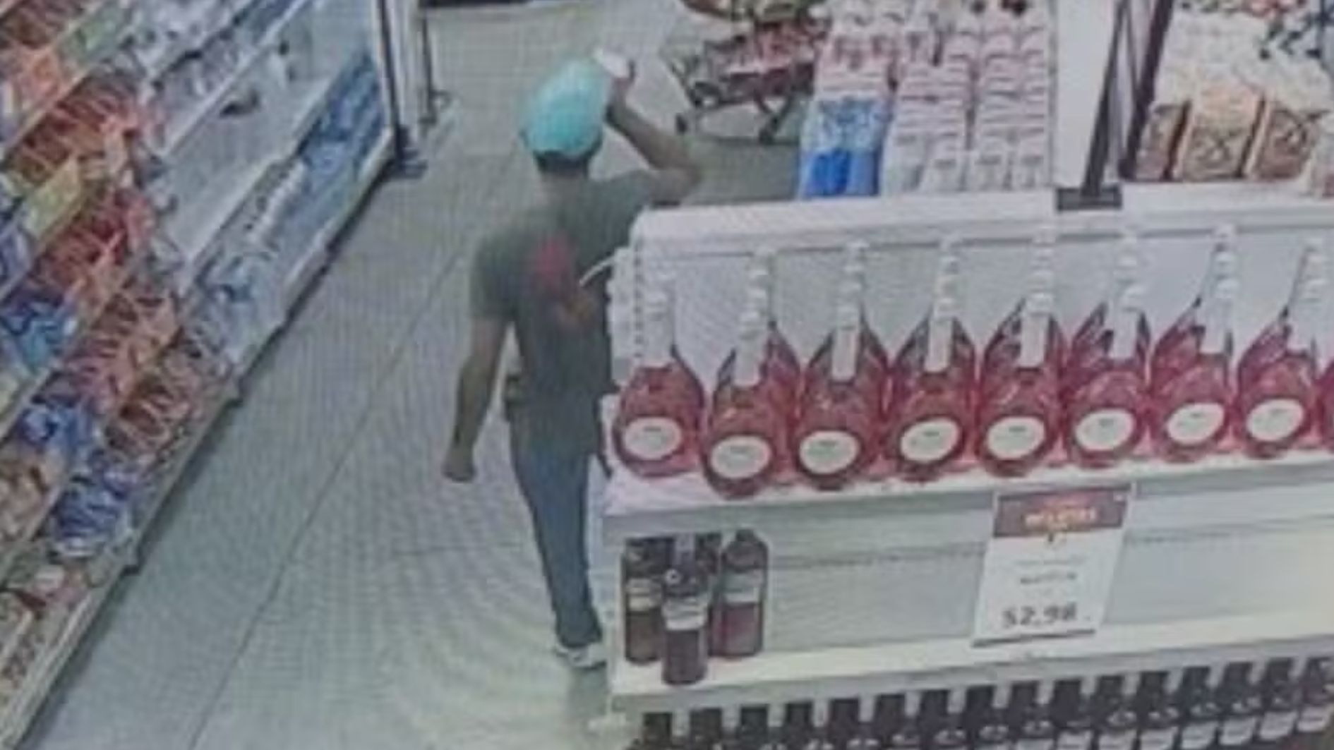 Homem bebe vinho, agride funcionários e acaba preso em MG