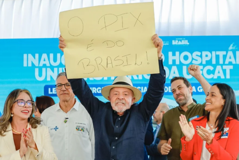 Lula defende Pix e diz que sistema brasileiro “assusta” os Estados Unidos