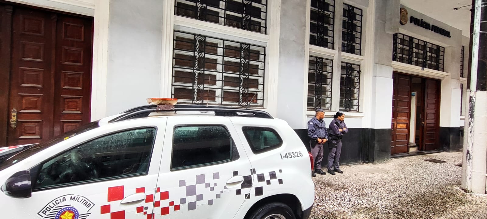 Foragido por assalto à Caixa em MG é preso pela PM em Praia Grande