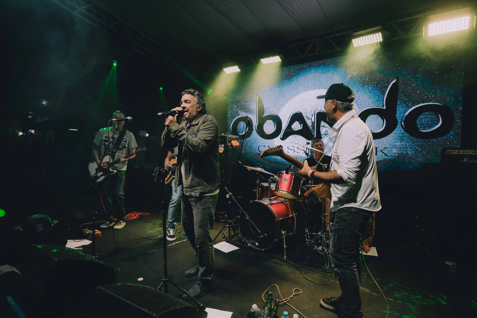 Arraiá dos Ingleses & Caiçara encerra edição 2026 com shows e diversidade musical em Santos