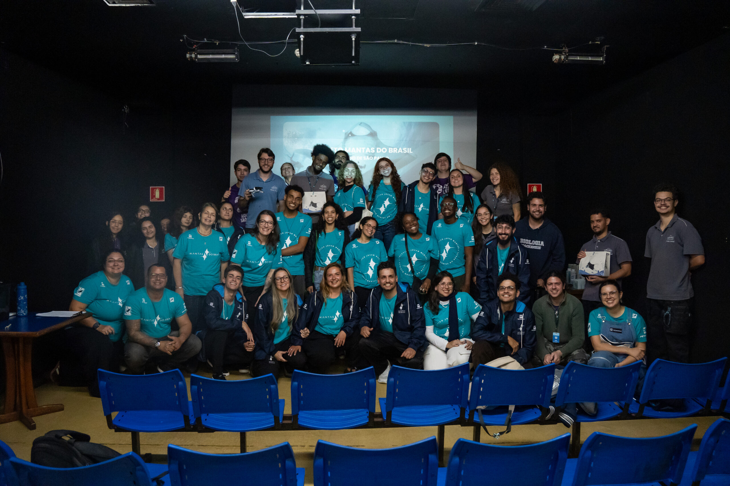 Jovens de todo o Brasil participam de imersão socioambiental na Baixada Santista