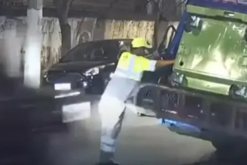 Coletor de lixo morre atropelado durante o trabalho; motorista embriagado é preso em São Paulo