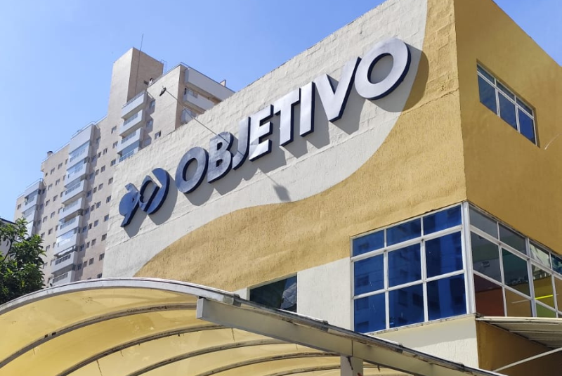 Objetivo conquista o 1º lugar no Enem entre escolas de São Vicente