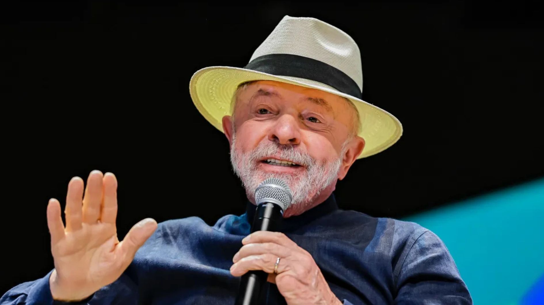 Lula defende pesquisas fora do arcabouço fiscal